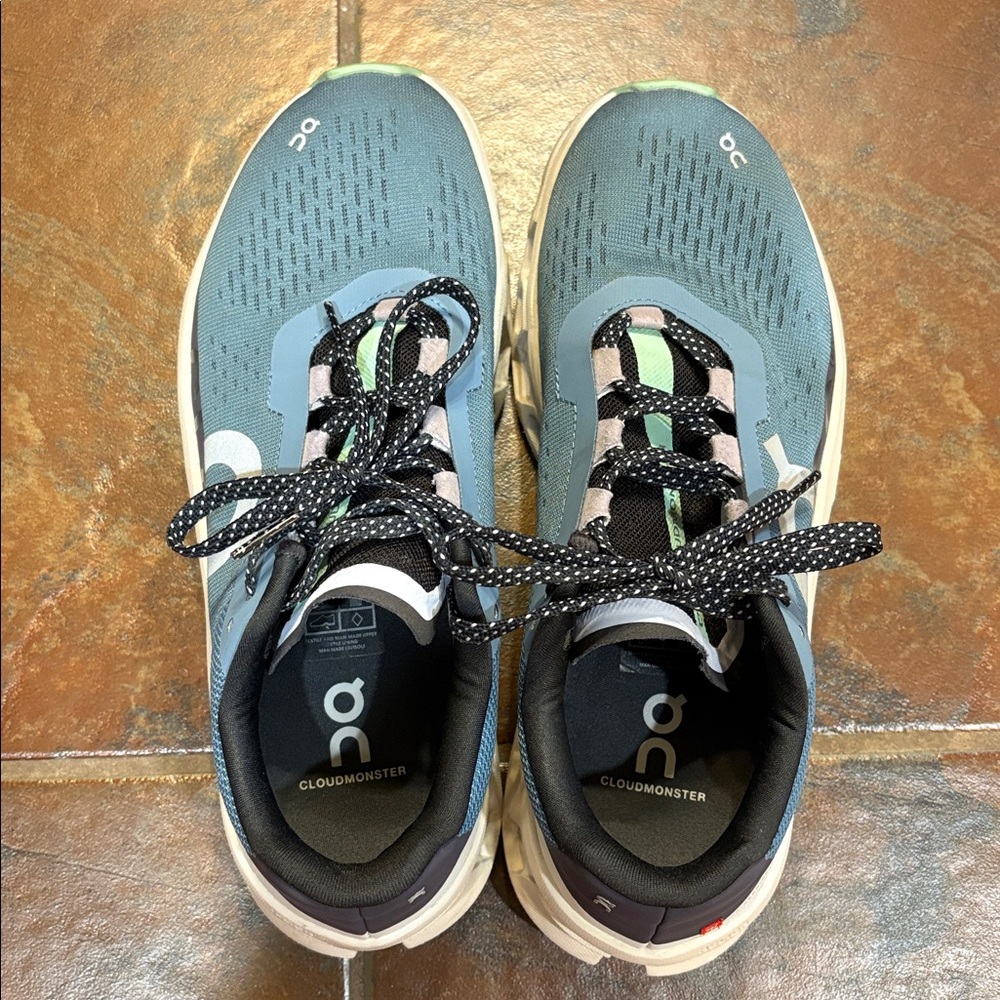 On Cloud Cloudmonster running shoes. - Picture 9 of 9